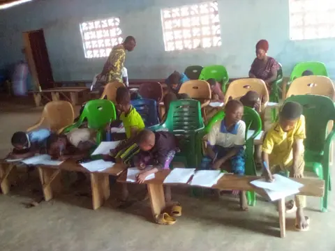 En pleine composition des apprenants du Togo